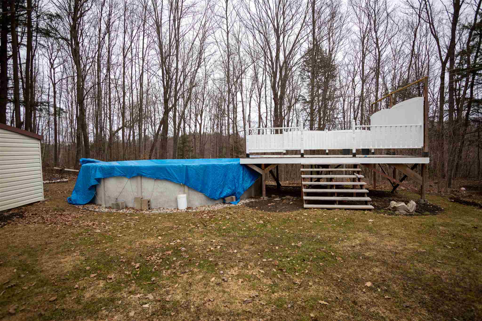 5677 Bedford Road, Sydenham Ontario, Canada