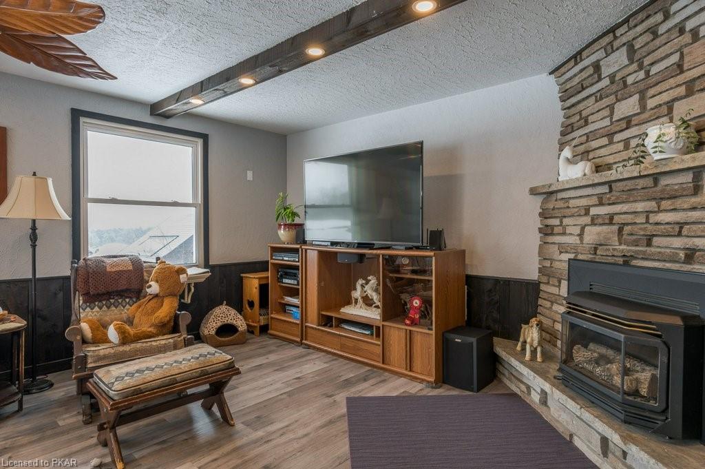365 LILY LAKE Road, Selwyn, Ontario, Canada