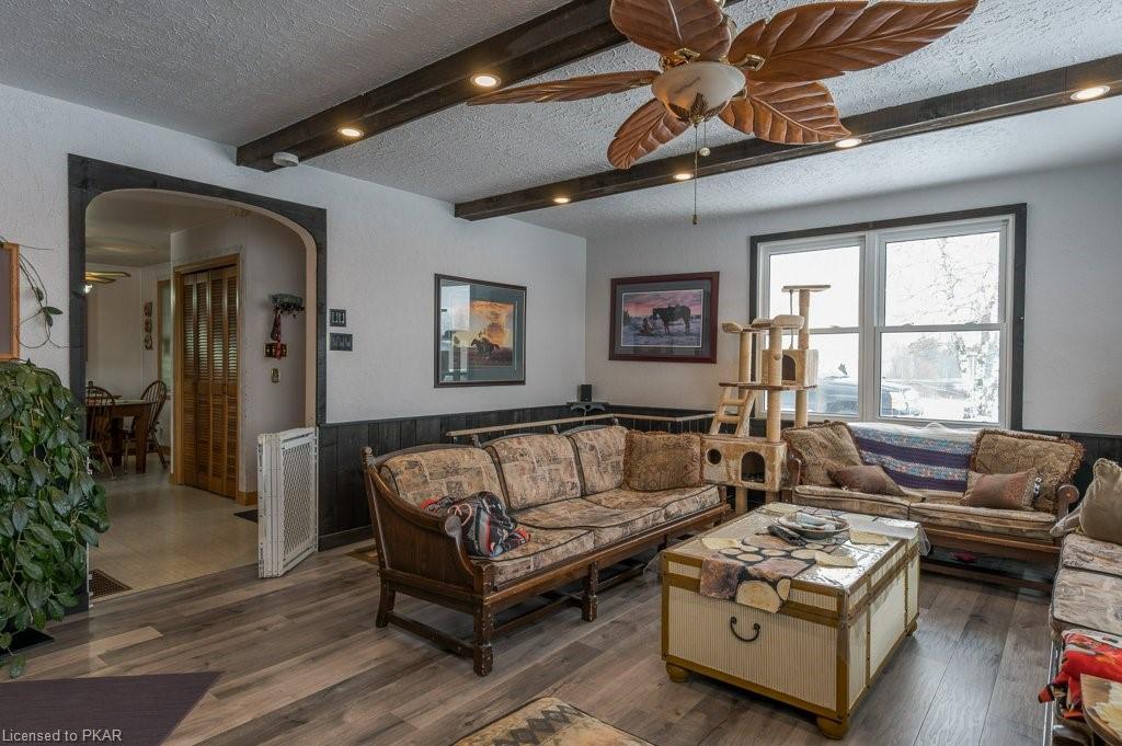 365 LILY LAKE Road, Selwyn, Ontario, Canada
