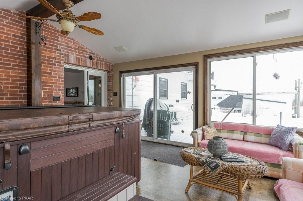 365 LILY LAKE Road, Selwyn, Ontario, Canada