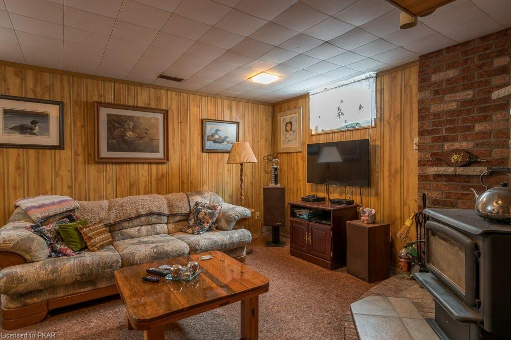 365 LILY LAKE Road, Selwyn, Ontario, Canada