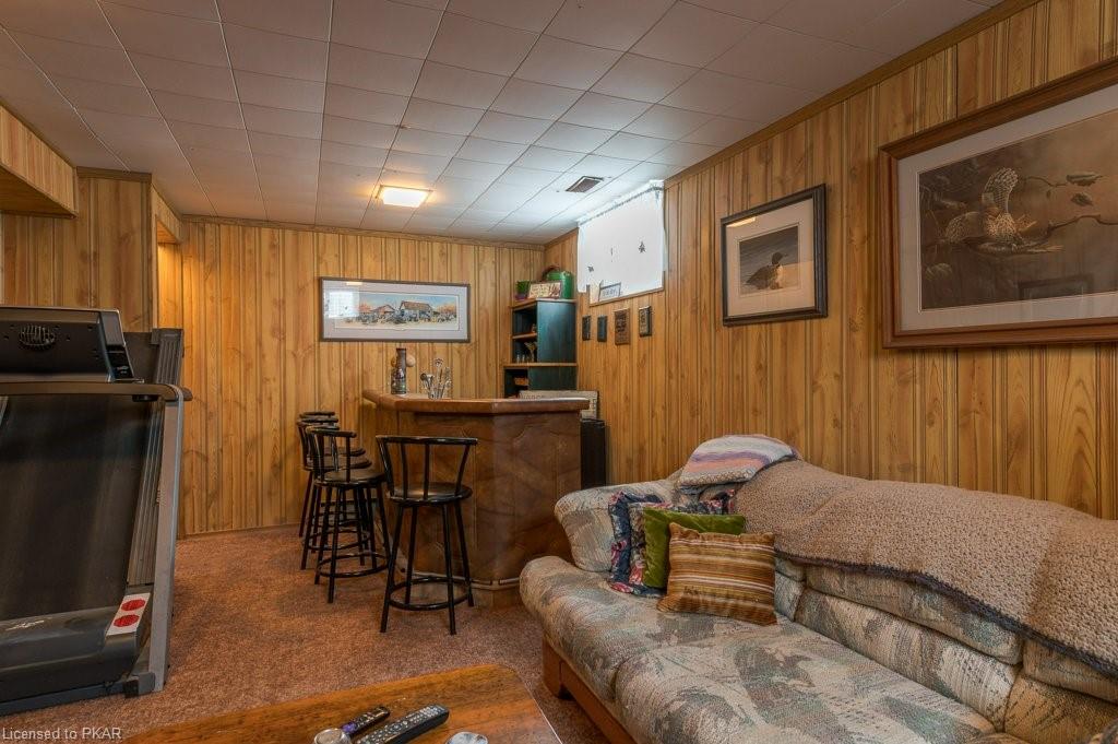 365 LILY LAKE Road, Selwyn, Ontario, Canada