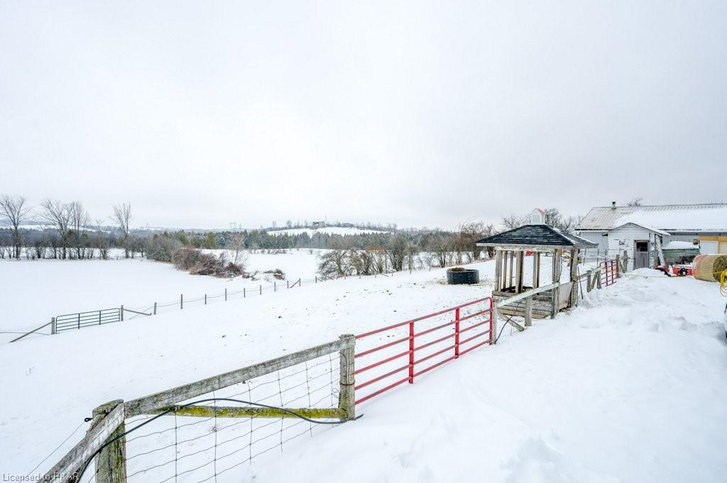 365 LILY LAKE Road, Selwyn, Ontario, Canada
