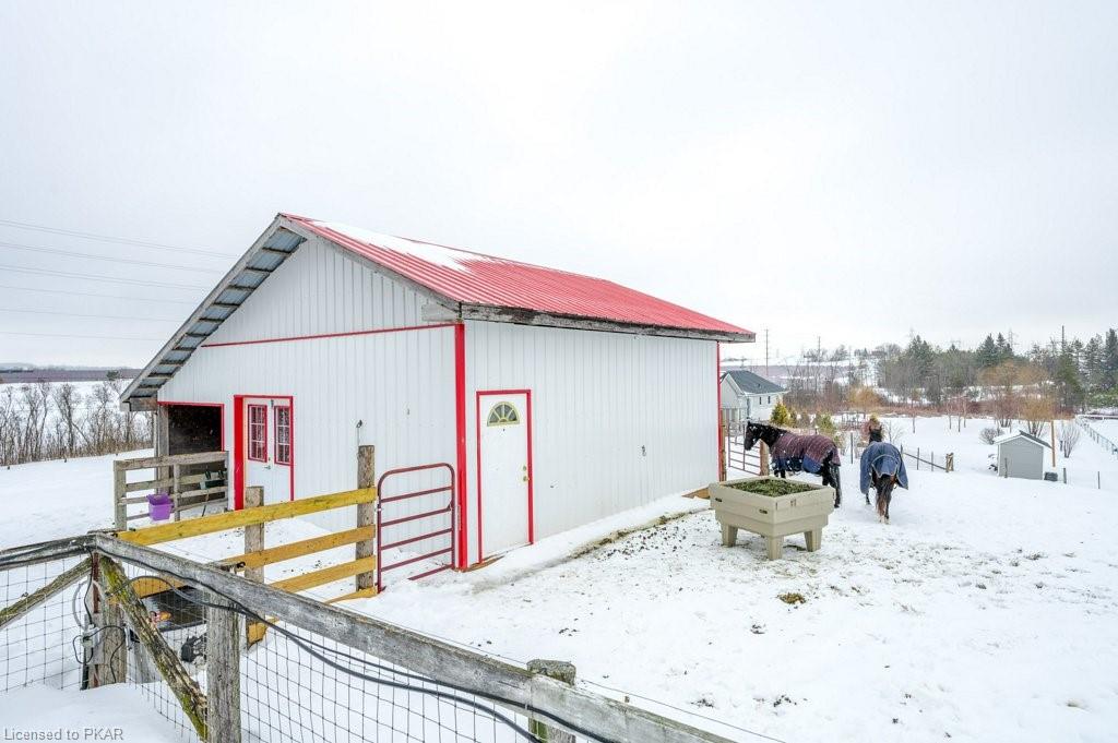 365 LILY LAKE Road, Selwyn, Ontario, Canada