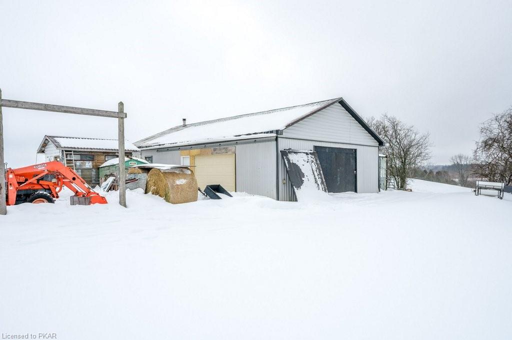 365 LILY LAKE Road, Selwyn, Ontario, Canada