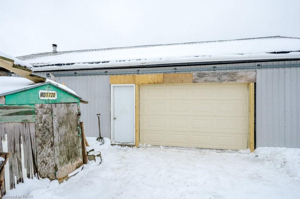 365 LILY LAKE Road, Selwyn, Ontario, Canada