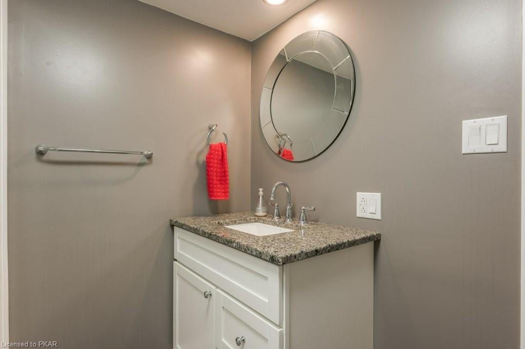 926 HIGHLAND Road, Bridgenorth, Ontario, Canada