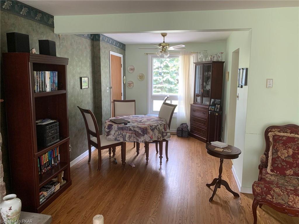 698 YOUNG Street, Ennismore, Ontario, Canada