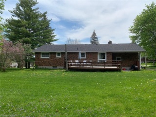 698 Young Street, Ennismore Ontario