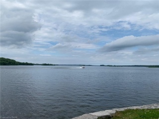 1325 gail park drive, Ennismore Ontario, Canada