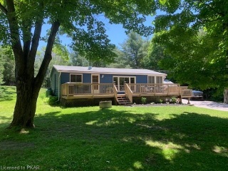 1545 westview crescent, Selwyn Ontario, Canada