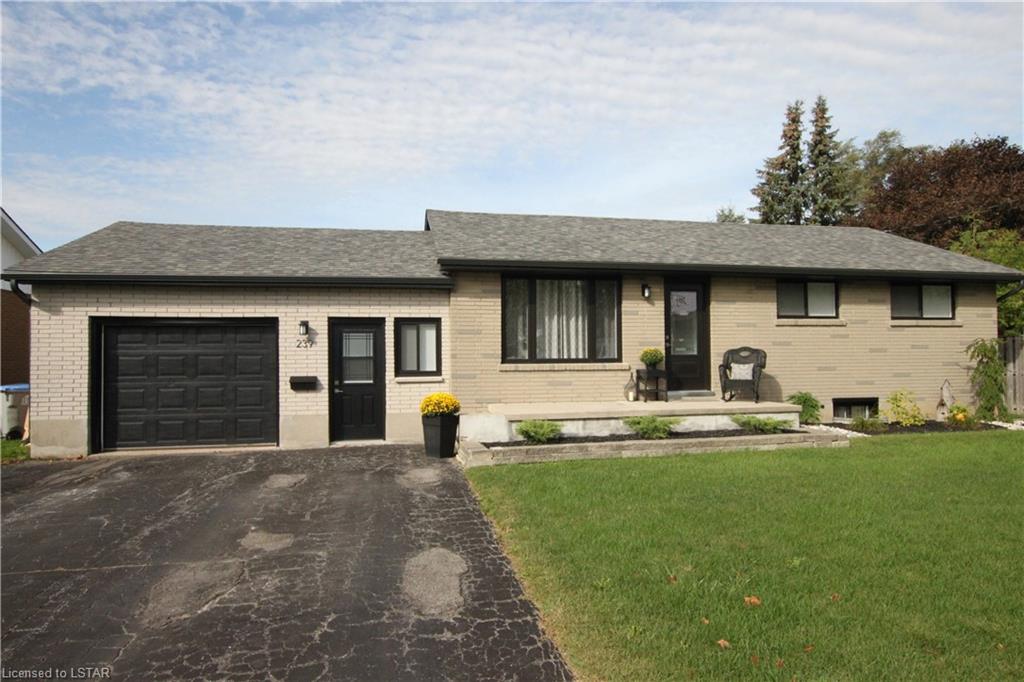 239 MARLBOROUGH Street, Exeter Ontario, Canada