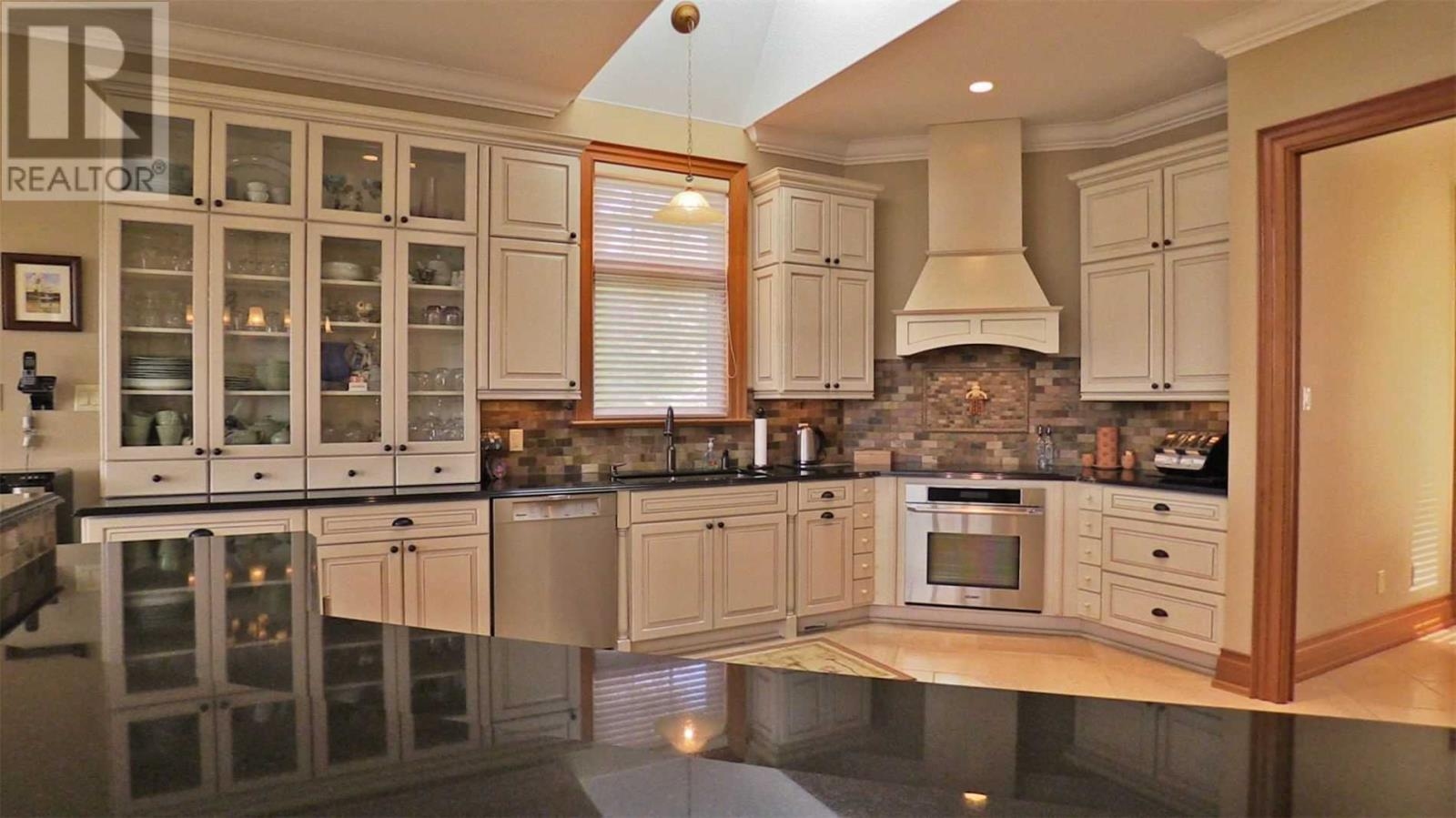 39 ELYSIAN FIELDS, City of Kawartha Lakes, Ontario, Canada