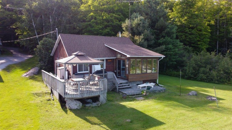 225 Spence Road, North Kawartha, Ontario, Canada photo 4