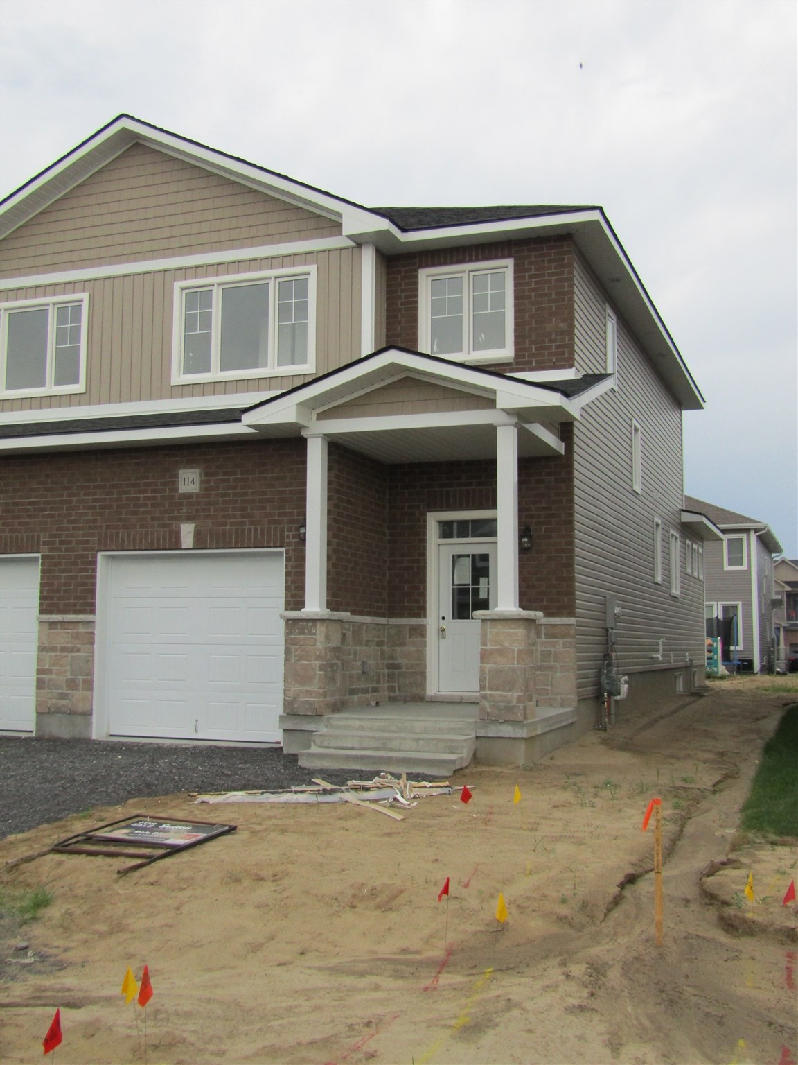 114 Hazlett Street, Amherstview Ontario, Canada