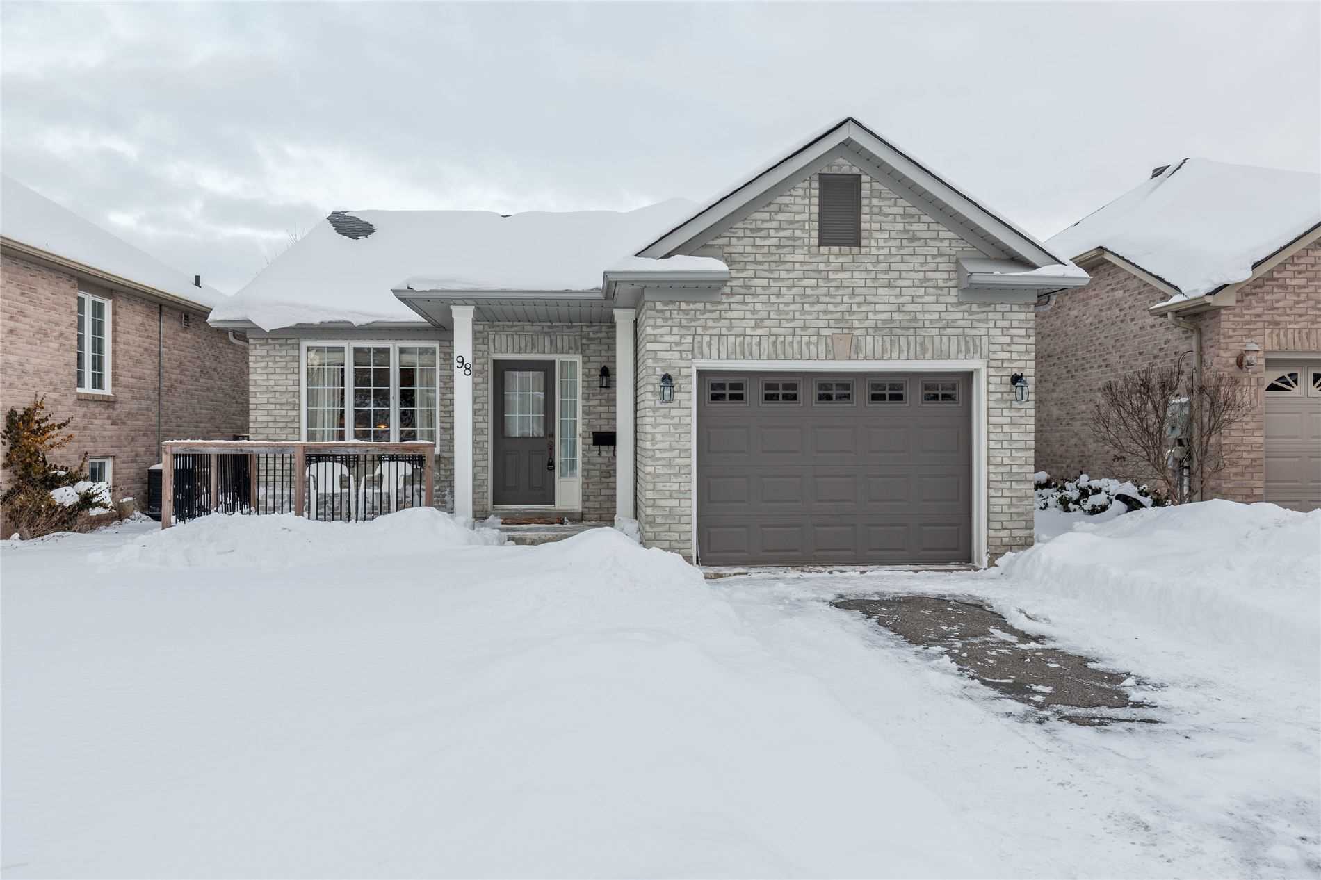 98 Brighton Rd, Barrie Ontario, Canada