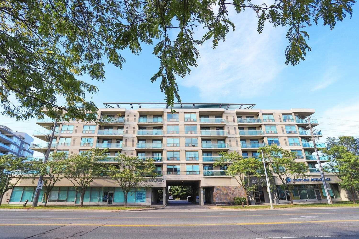 890 Sheppard Ave W, Toronto Ontario, Canada