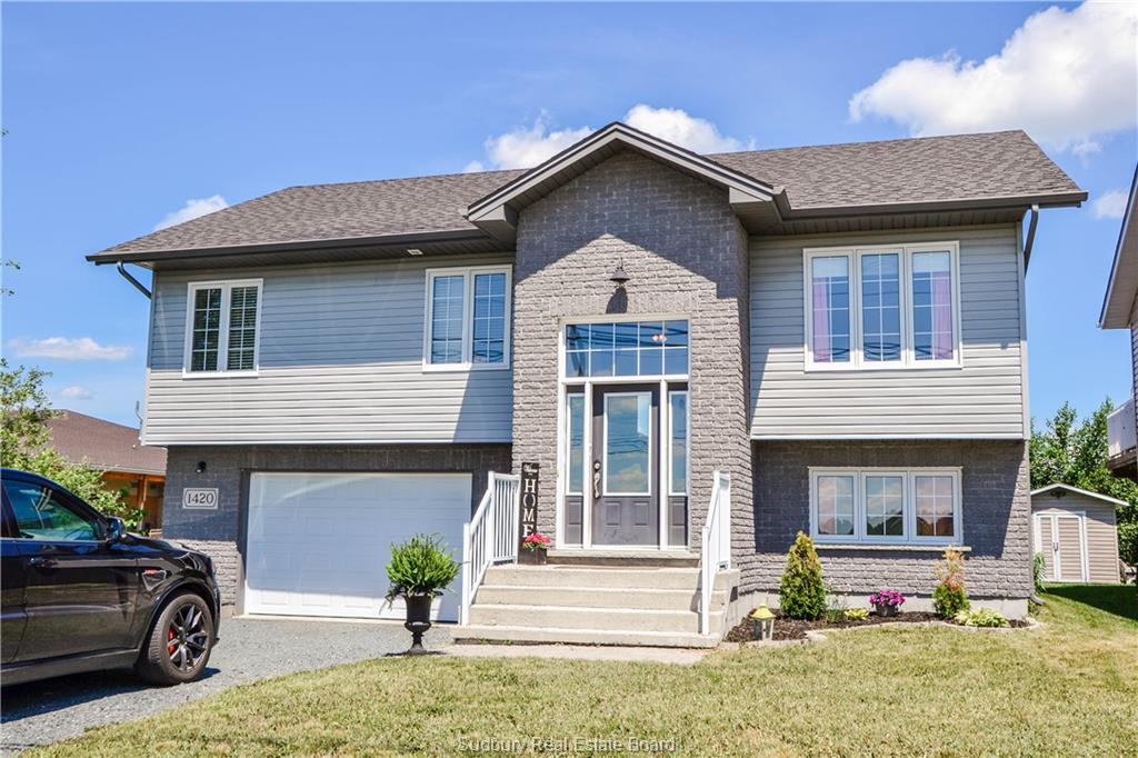 1420 Main Street, Val Caron Ontario, Canada