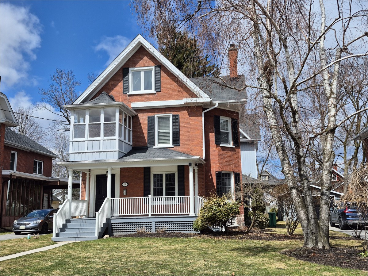 558 Gilmour Street, Peterborough Ontario, Canada