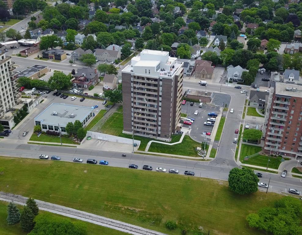 10 DERBY Unit# 107, Sarnia Ontario, Canada