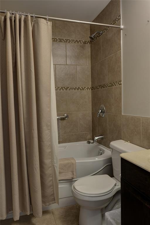 10 DERBY Unit# 107, Sarnia Ontario, Canada