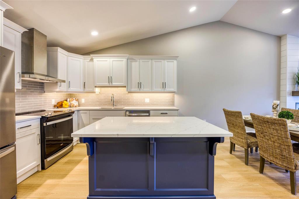 435 QUEEN Street Unit# 10, St. Clair, Ontario, Canada