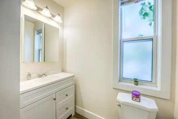 109 VIDAL Street South, Sarnia, Ontario, Canada