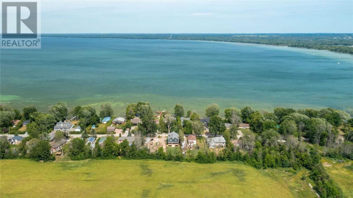 498 Duclos Point Road Rd, Georgina Ontario, Canada