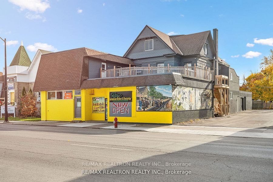 115-117 Division St, Welland Ontario, Canada