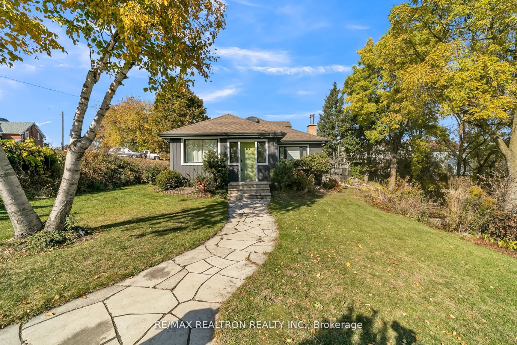 479 Millard Ave, Newmarket Ontario, Canada