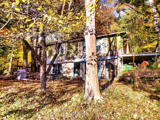 1059 Hermans Rd