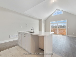 43 Palmira Dr, Georgina Ontario
