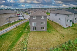 108 Brennan Cres, Loyalist Ontario