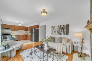 155 Dawlish Ave, Aurora Ontario