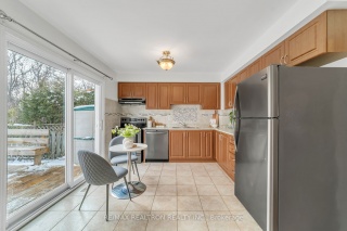 155 Dawlish Ave, Aurora Ontario