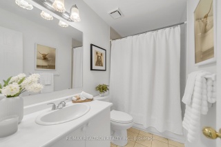 155 Dawlish Ave, Aurora Ontario