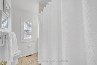 155 Dawlish Ave, Aurora Ontario