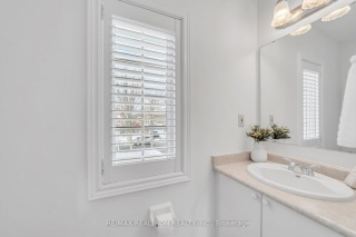 155 Dawlish Ave, Aurora Ontario