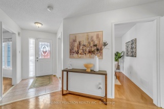 155 Dawlish Ave, Aurora Ontario