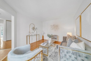 155 Dawlish Ave, Aurora Ontario