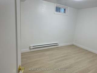 988 Jacarandah Dr, Newmarket Ontario