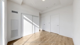 6 David Eyer Rd E, Richmond Hill Ontario