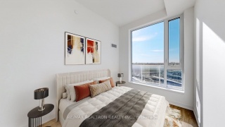 6 David Eyer Rd E, Richmond Hill Ontario