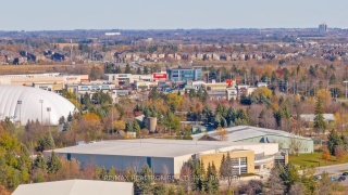 6 David Eyer Rd E, Richmond Hill Ontario