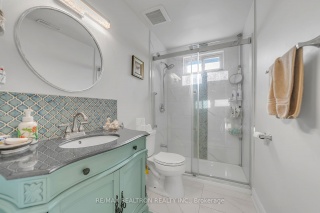 374 Borden Ave, Newmarket Ontario