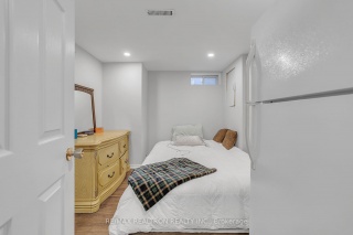 374 Borden Ave, Newmarket Ontario