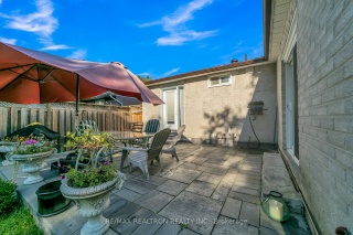 374 Borden Ave, Newmarket Ontario