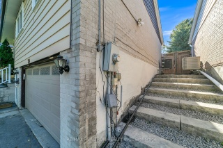 374 Borden Ave, Newmarket Ontario