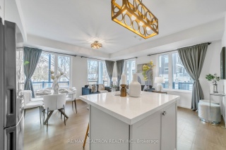 100 Alex Gardner Circ, Aurora Ontario
