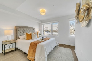 100 Alex Gardner Circ, Aurora Ontario